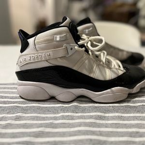 Nike air Jordan 6 ring shoes.